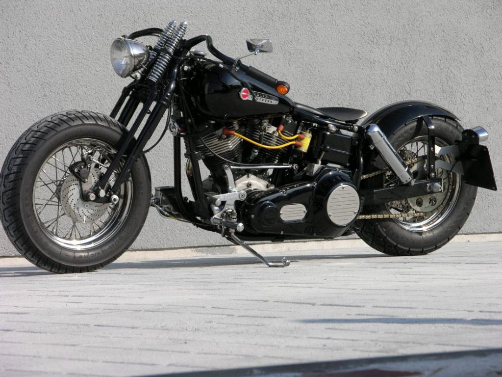 3_hd-shoveldscn8400-e1585230071950